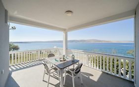 Apartments Martom